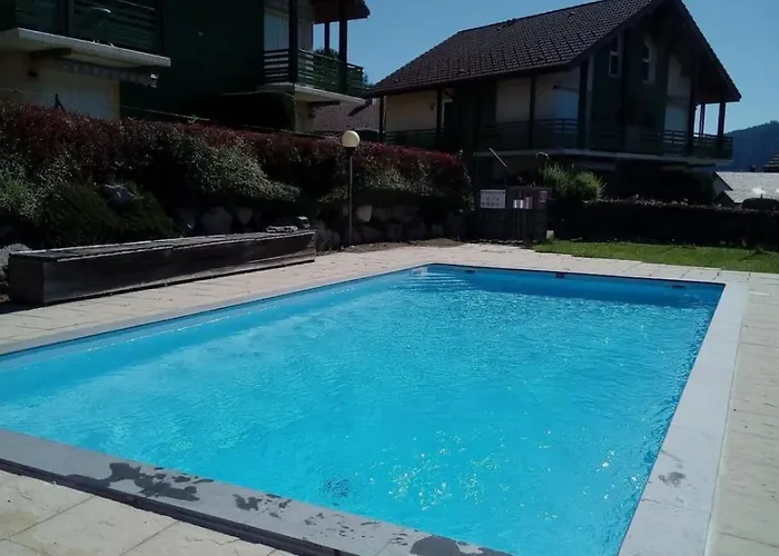 Les Chenes Rouges - Appt Avec Piscine Partagee